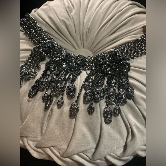 Eye Candy Skull Statement Necklace New With Tags & Box - Picture 4 of 8